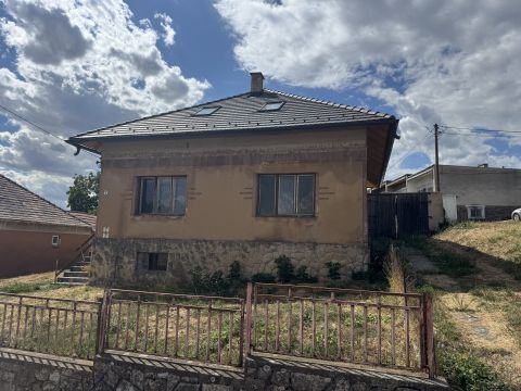 Eladó Ház 7720 Pécsvárad 