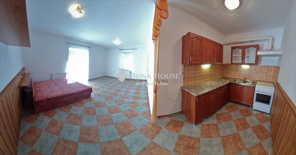 Kiadó Lakás, 8184 Balatonfűzfő