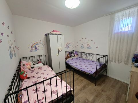 Eladó Ház 8130 Enying 70 m2- es felújított családi ház a központban