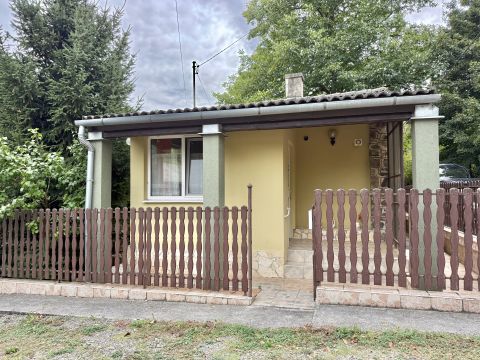 Eladó Ház 7300 Komló 