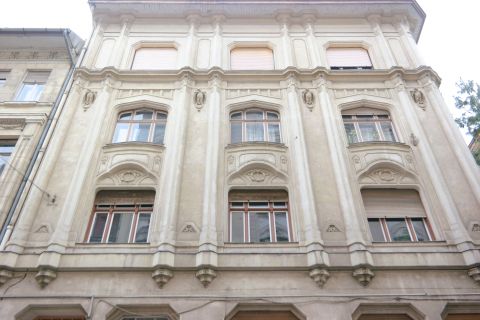 Eladó Lakás 1094 Budapest 9. kerület , Boráros térnél bomba árú lakás, egyedül a legfelső szinten!