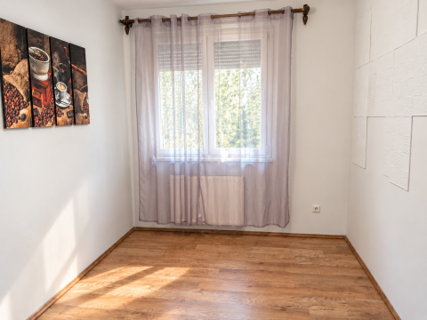 Eladó Lakás 4025 Debrecen Debrecen, Ipotály lakóparkban