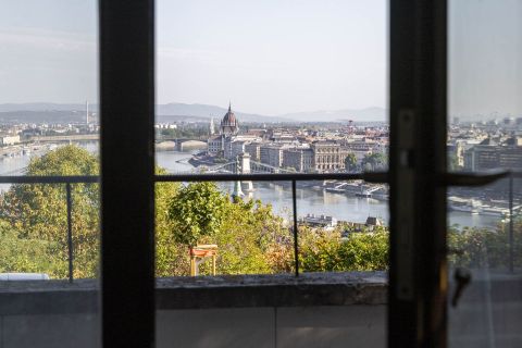 Eladó Lakás 1016 Budapest 1. kerület 