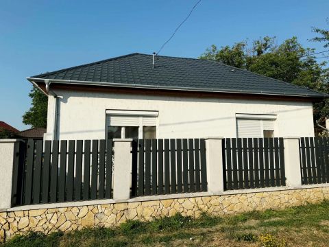 Eladó Ház 2613 Rád 
