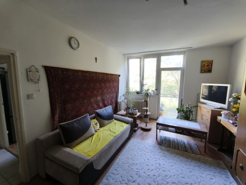 Eladó Lakás 2800 Tatabánya 
