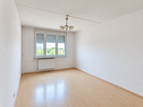 Eladó Lakás 1158 Budapest 15. kerület Újpalotán 2 szobás 53 nm-es 5.emeleti budai panorámás lakás 