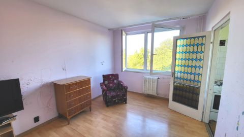 Eladó Lakás 1148 Budapest 14. kerület Nagy Lajos utcában