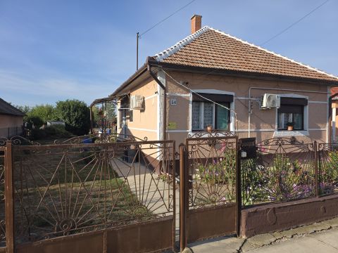 Eladó Ház 3589 Tiszatarján 