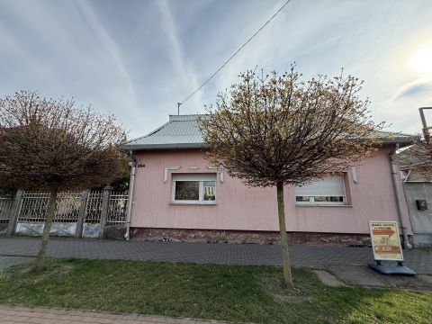 Eladó Ház 2536 Nyergesújfalu 