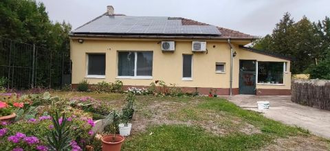 Eladó Ház 1106 Budapest 10. kerület , 1106 Budapest 10, Felsőrákos