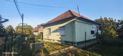 Eladó Ház 2030 Érd , Arató utca