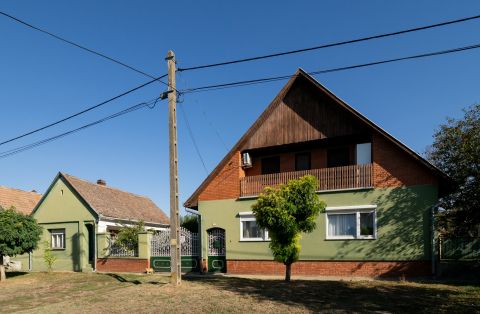 Eladó Ház 7800 Nagytótfalu 