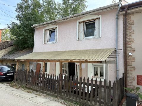 Eladó Ház 2500 Esztergom 
