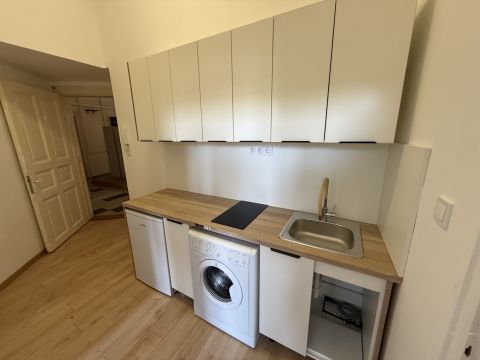 Kiadó Lakás 2750 Nagykőrös , Kiadó lakás Nagykőrös központjában