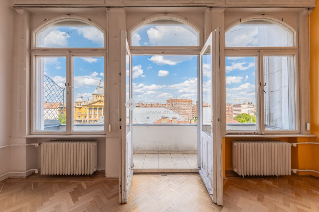 1052 Budapest 5. kerület — 1/22