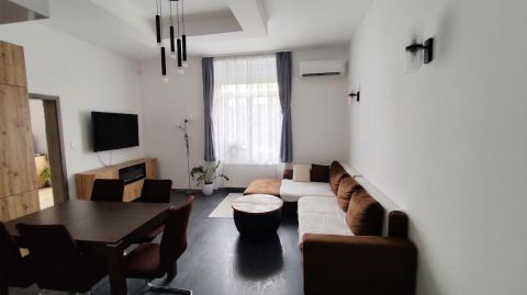 Eladó Lakás 1135 Budapest 13. kerület , Felújított, központi helyen lévő ingatlan