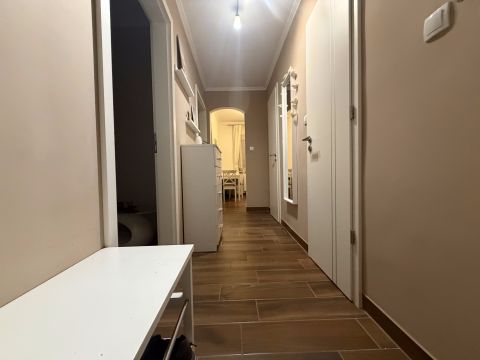 Kiadó Lakás 2400 Dunaújváros , Belvárosi kiadó lakás 